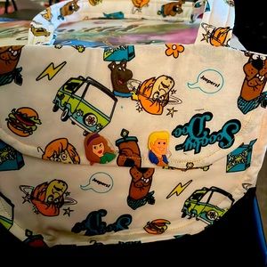 Scooby-Doo sewn fabric mini purse for girls/toddlers, has 3 characters buttons